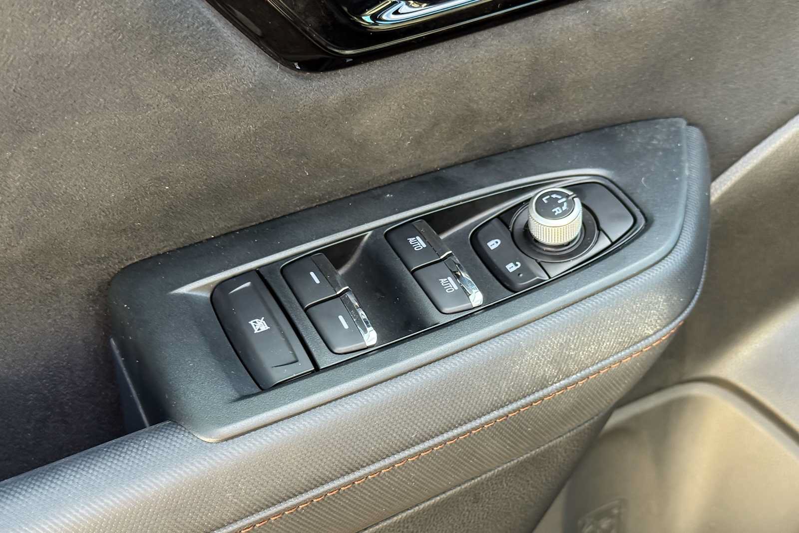 Certified 2025 Subaru Forester Touring w/ Popular Package - Touring AWD/4WD image 16