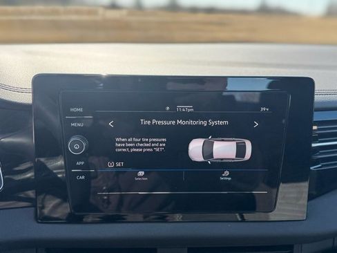 Used 2025 Volkswagen Jetta S image 13