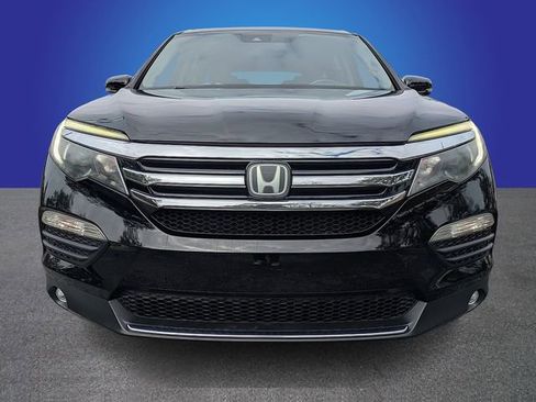 Used 2017 Honda Pilot Touring image 8