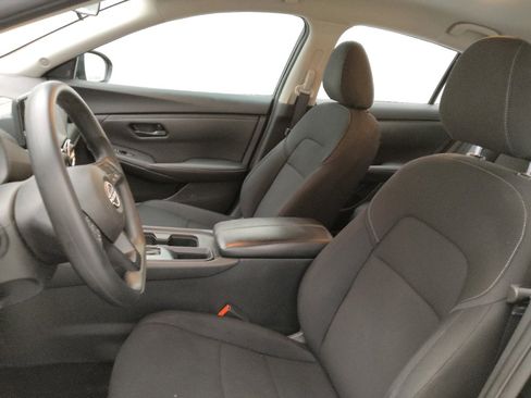 Used 2024 Nissan Sentra S image 17