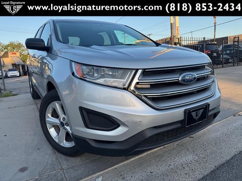 Used 2018 Ford Edge SE image 1