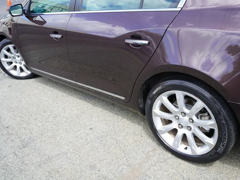 Used 2015 Buick LaCrosse Premium w/ Driver Confidence Package #1 FWD image 6