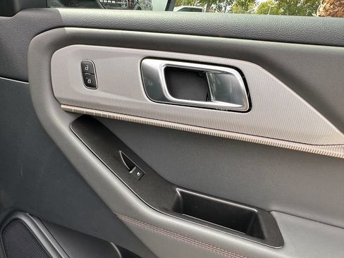 New 2026 Ford Explorer Active RWD image 17