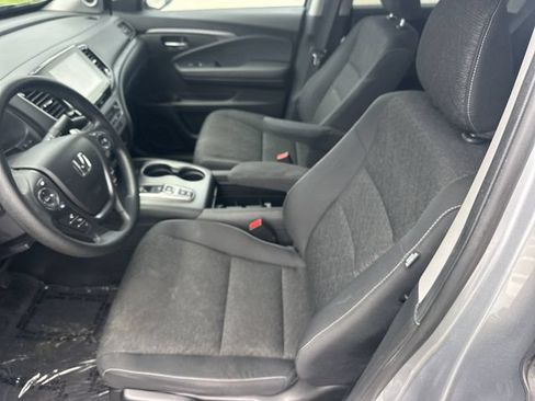 Used 2023 Honda Ridgeline Sport image 18