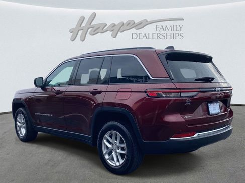 Certified 2024 Jeep Grand Cherokee Laredo X image 38