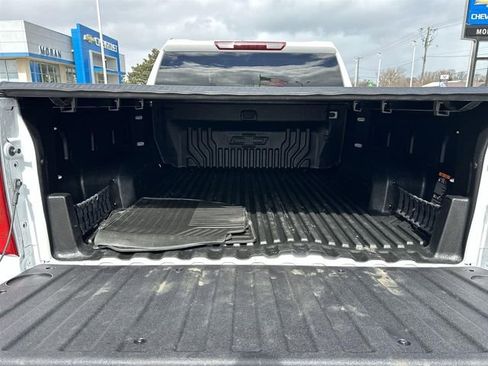 Used 2025 Chevrolet Silverado 1500 LT AWD/4WD image 24