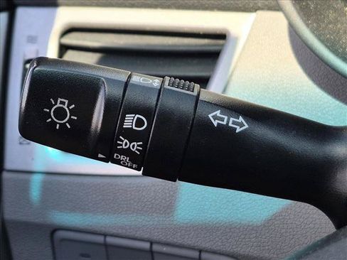 Used 2013 Hyundai Elantra GLS FWD image 12