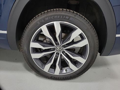 Used 2023 Volkswagen Atlas SEL Premium AWD/4WD image 8