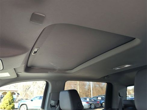 Certified 2024 Chevrolet Silverado 1500 LT Trail Boss w/ Convenience Package II image 18