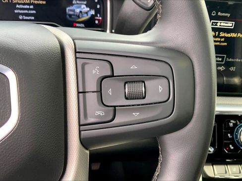 Used 2024 GMC Sierra 2500 Denali w/ Denali Reserve Package image 23