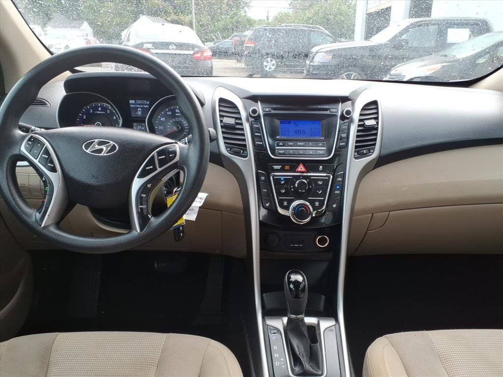 Used 2013 Hyundai Elantra GT FWD image 7