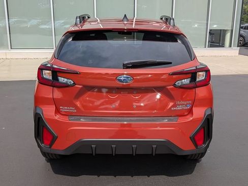Used 2024 Subaru Crosstrek 2.0i Premium AWD/4WD image 4