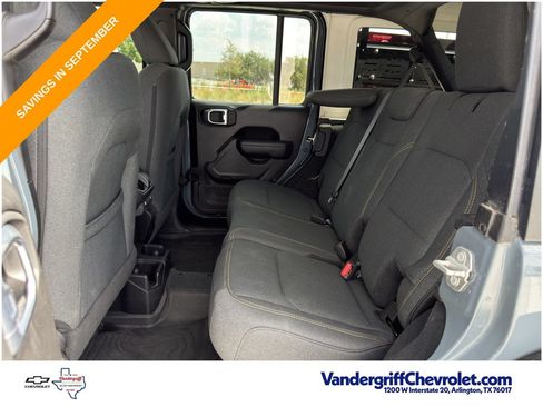 Used 2024 Jeep Wrangler Unlimited Sport AWD/4WD image 29