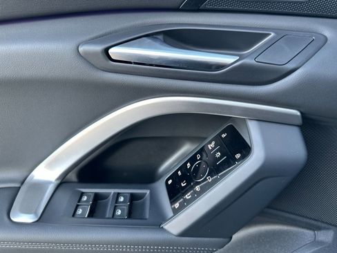 New 2025 Audi Q5 Premium Plus AWD/4WD image 8