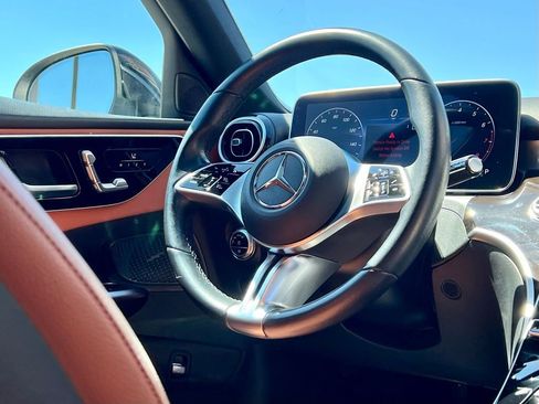 Certified 2022 Mercedes-Benz C 300 4MATIC Sedan image 20