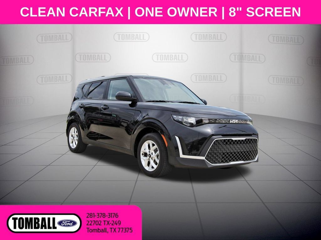 Used 2025 Kia Soul LX w/ LX Technology Package FWD image 1