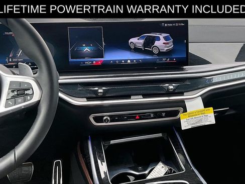 Used 2025 BMW X7 xDrive40i w/ M Sport Package AWD/4WD image 8