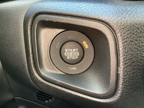 Used 2025 Jeep Wrangler Unlimited Sport AWD/4WD image 23