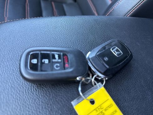 Used 2024 Honda CR-V Sport Touring image 34