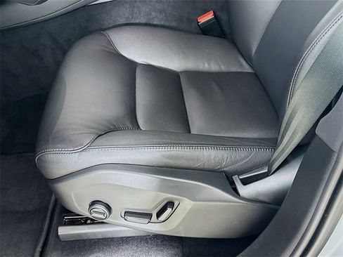 Certified 2024 Volvo XC90 B5 Core w/ Protection Package Premier image 19
