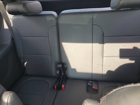 Certified 2019 Chevrolet Traverse LT w/ LT Premium Package AWD/4WD image 5
