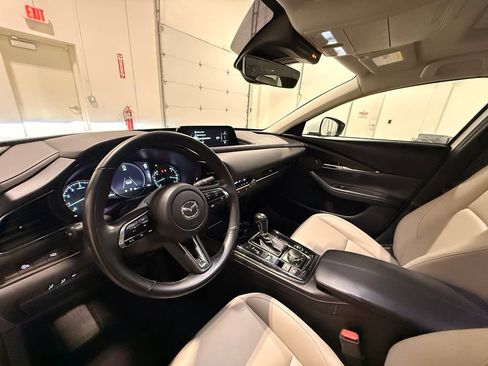 Used 2025 MAZDA CX-30 AWD 2.5 S w/ Preferred Package image 18