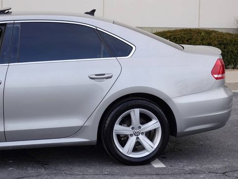Used 2012 Volkswagen Passat TDI SE FWD image 14