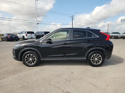 Used 2020 Mitsubishi Eclipse Cross ES FWD image 4
