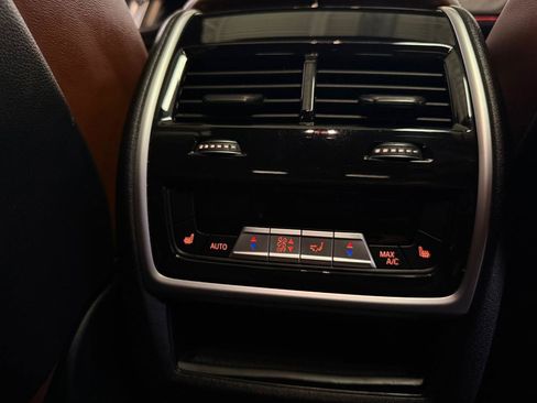 Used 2022 BMW X6 xDrive40i w/ Executive Package image 40