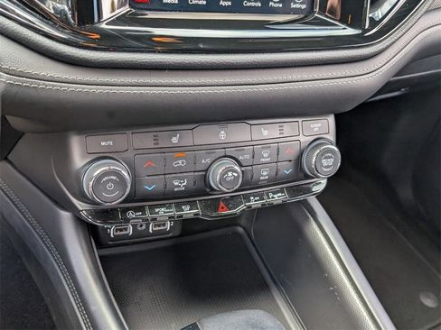 Certified 2022 Dodge Durango GT w/ Blacktop Package image 22