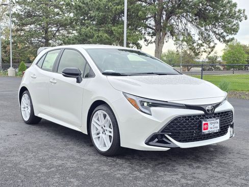 New 2026 Toyota Corolla SE FWD image 6