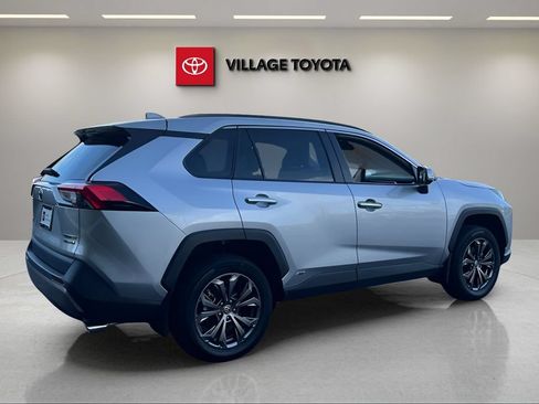 Certified 2024 Toyota RAV4 Limited AWD/4WD image 5