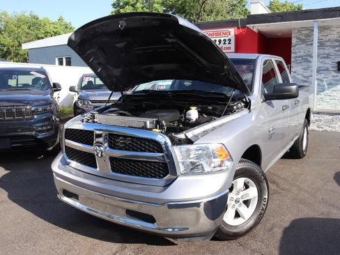 Used 2024 RAM 1500 Classic SLT AWD/4WD image 44