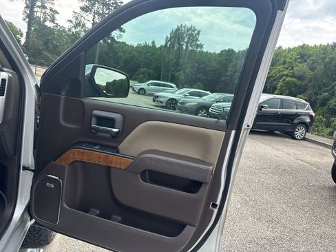 Used 2018 GMC Sierra 1500 SLT AWD/4WD image 27