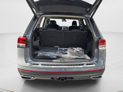 New 2026 Volkswagen Atlas SE FWD image 10