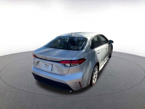 Used 2025 Toyota Corolla LE image 14