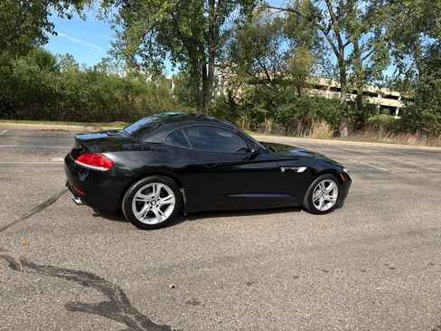 Used 2011 BMW Z4 sDrive35i RWD image 23