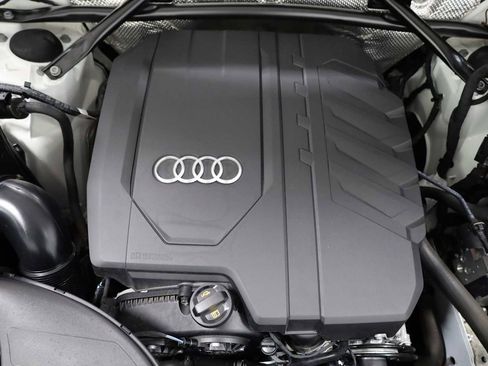 Used 2023 Audi Q5 2.0T Premium w/ Convenience Package image 39