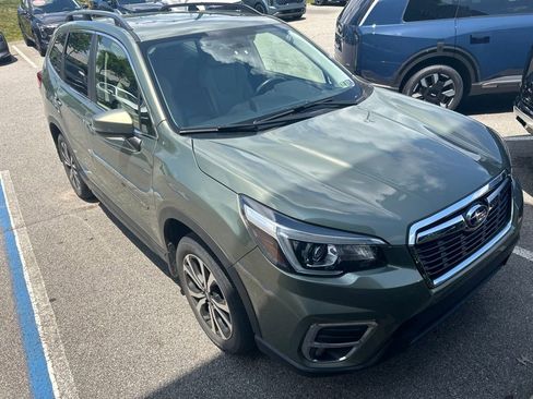 Used 2019 Subaru Forester Limited AWD/4WD image 1