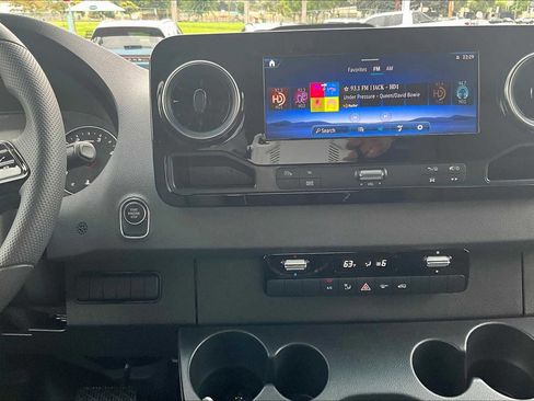 New 2025 Mercedes-Benz Sprinter 3500 image 6