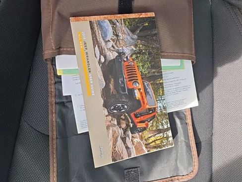 Used 2018 Jeep Wrangler Unlimited Sport S image 44