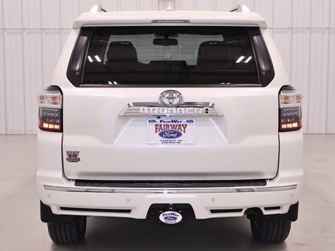 Used 2016 Toyota 4Runner Limited AWD/4WD image 8