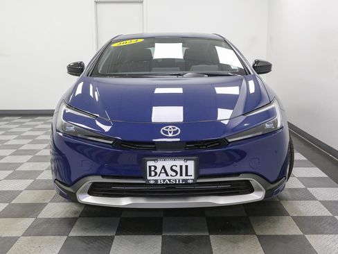 Used 2024 Toyota Prius Prime FWD image 3