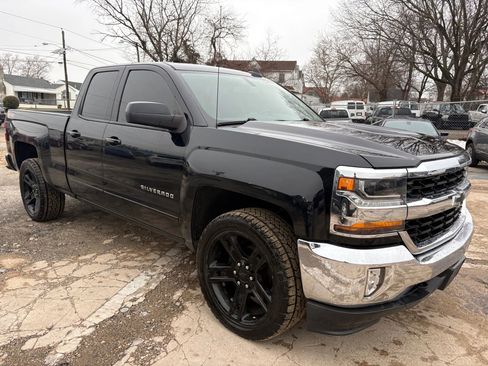 Used 2016 Chevrolet Silverado 1500 LT w/ All Star Edition image 3