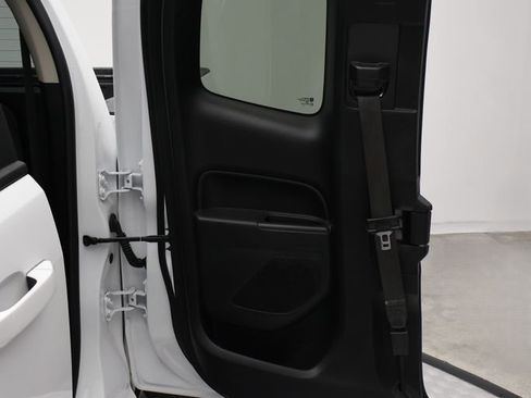 Used 2022 Chevrolet Colorado LT w/ LT Convenience Package image 21