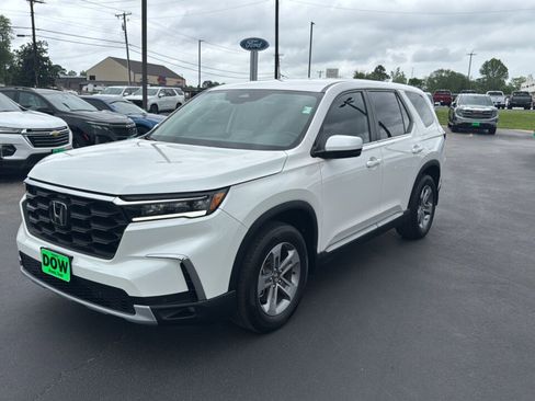 Used 2025 Honda Pilot EX-L image 7