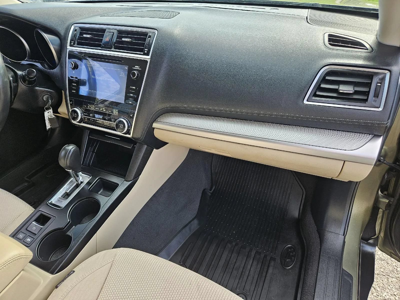 Used 2018 Subaru Outback 2.5i Premium AWD/4WD image 16