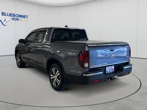 Used 2017 Honda Ridgeline RTS image 7