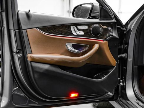 Used 2019 Mercedes-Benz E 450 4MATIC Sedan image 47