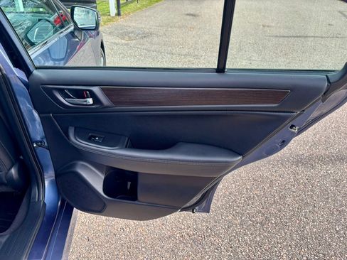 Used 2017 Subaru Legacy 2.5i Limited image 17